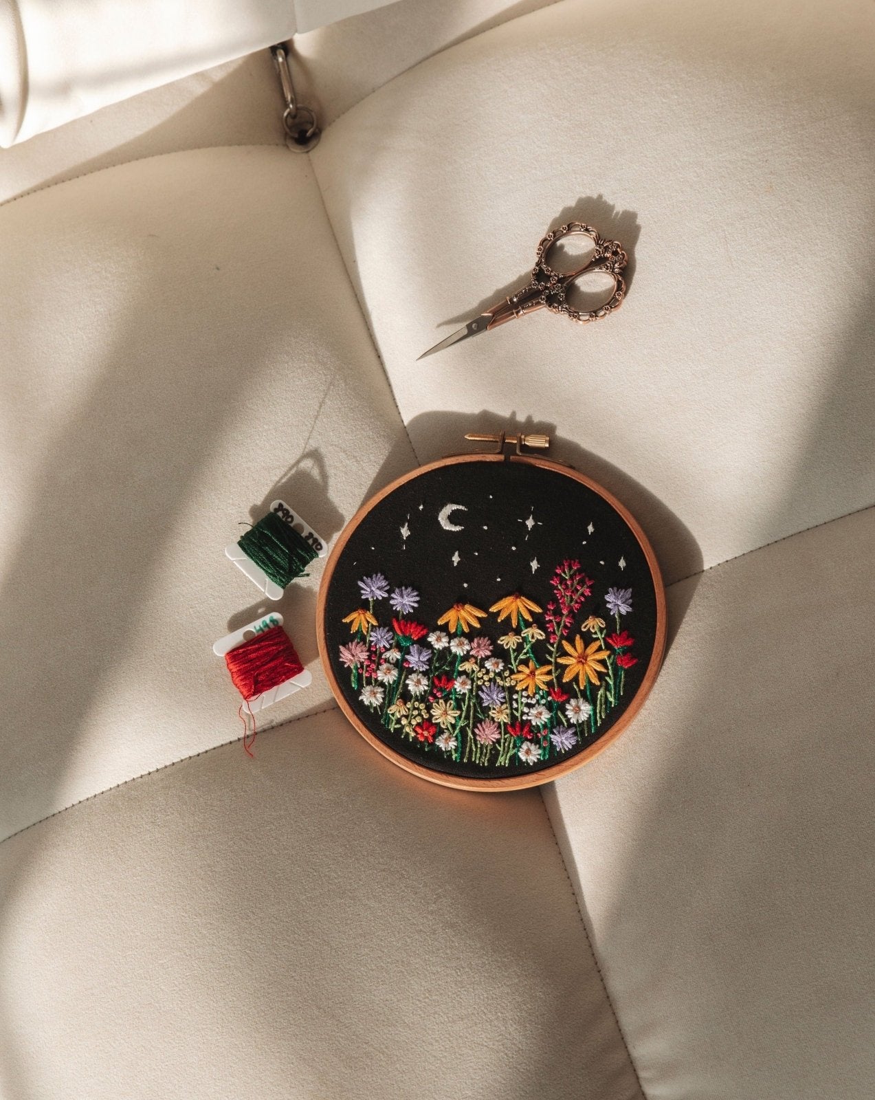 Luna Wildflowers Embroidery Kit - Stitched Up Kits